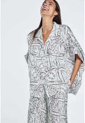 Printed Oversized Elbow Sleeve Shirt