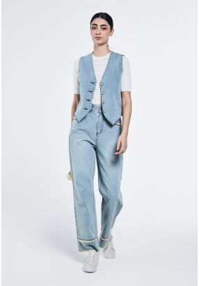 Frayed Embellished Straight Cut Jeans