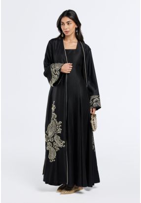 Metallic Paisley-Embroidered Abaya- Ramadan Style