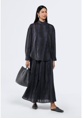 Textured Pleated Maxi Skirt