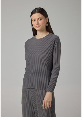 Long Sleeve Pleated Blouse