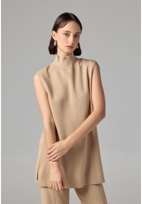 Basic Sleeveless Knitted Top