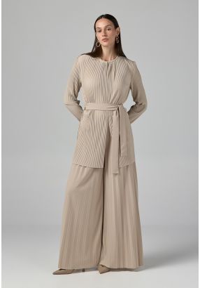 Solid Wide Leg Pleated Trousers