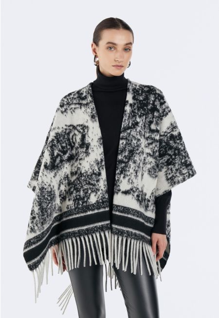 Tassel Hems Contrast Shawl