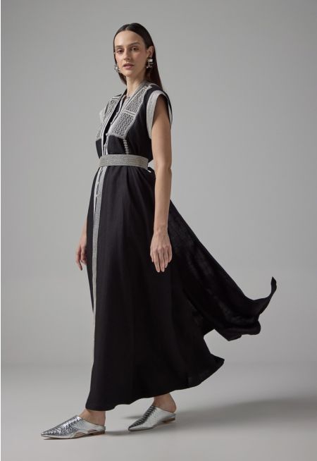 Embroidered Contrast Belted Abaya