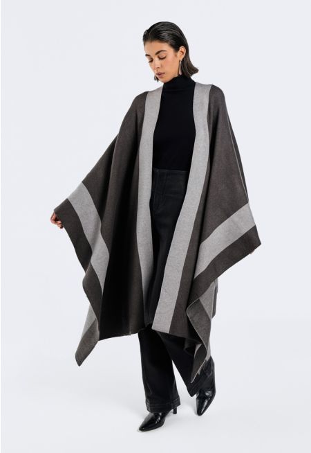 Asymmetrical Hems Contrast Poncho