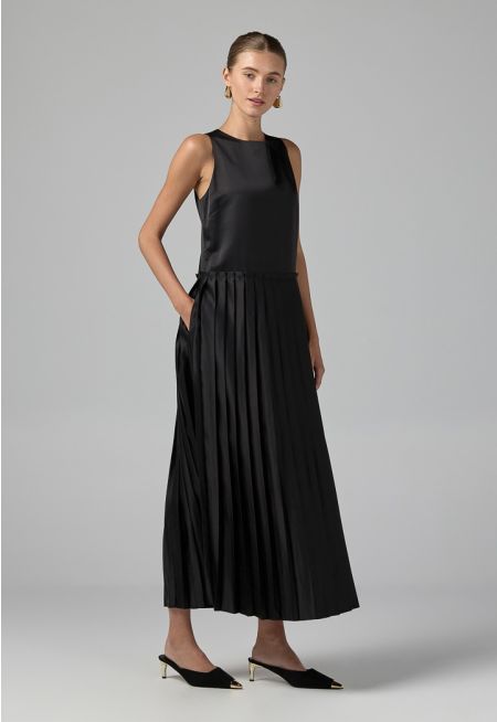 Sleeveless Pleated Dress