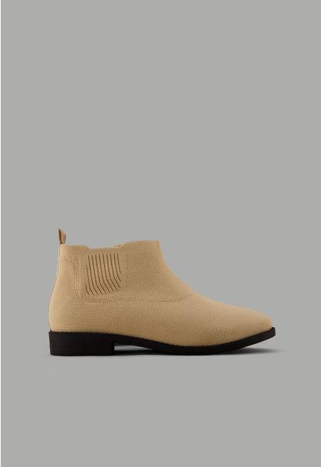 Laceless Flat Boots