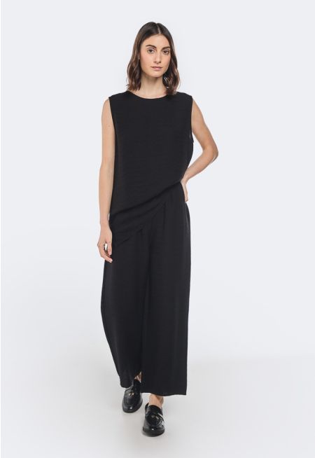 Textured Straight Cut Trousers