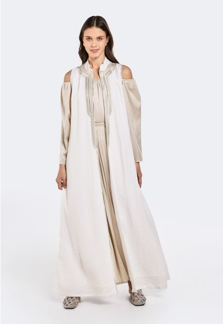 Crinkled Embroidered Sleeveless Abaya