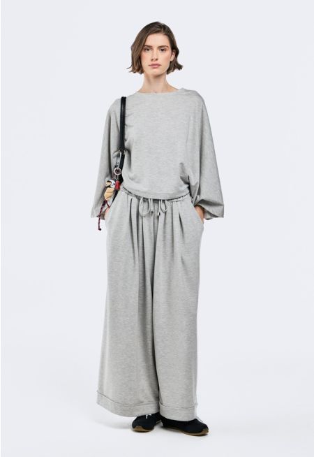 Relaxed Wide legged Trousers