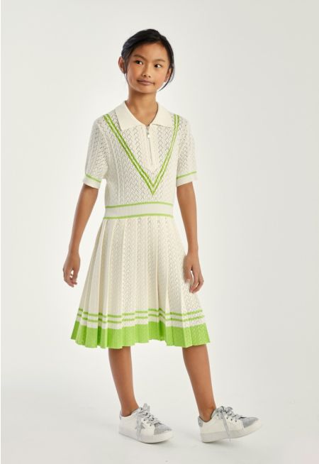 Iconic Contrast Pleated Dress